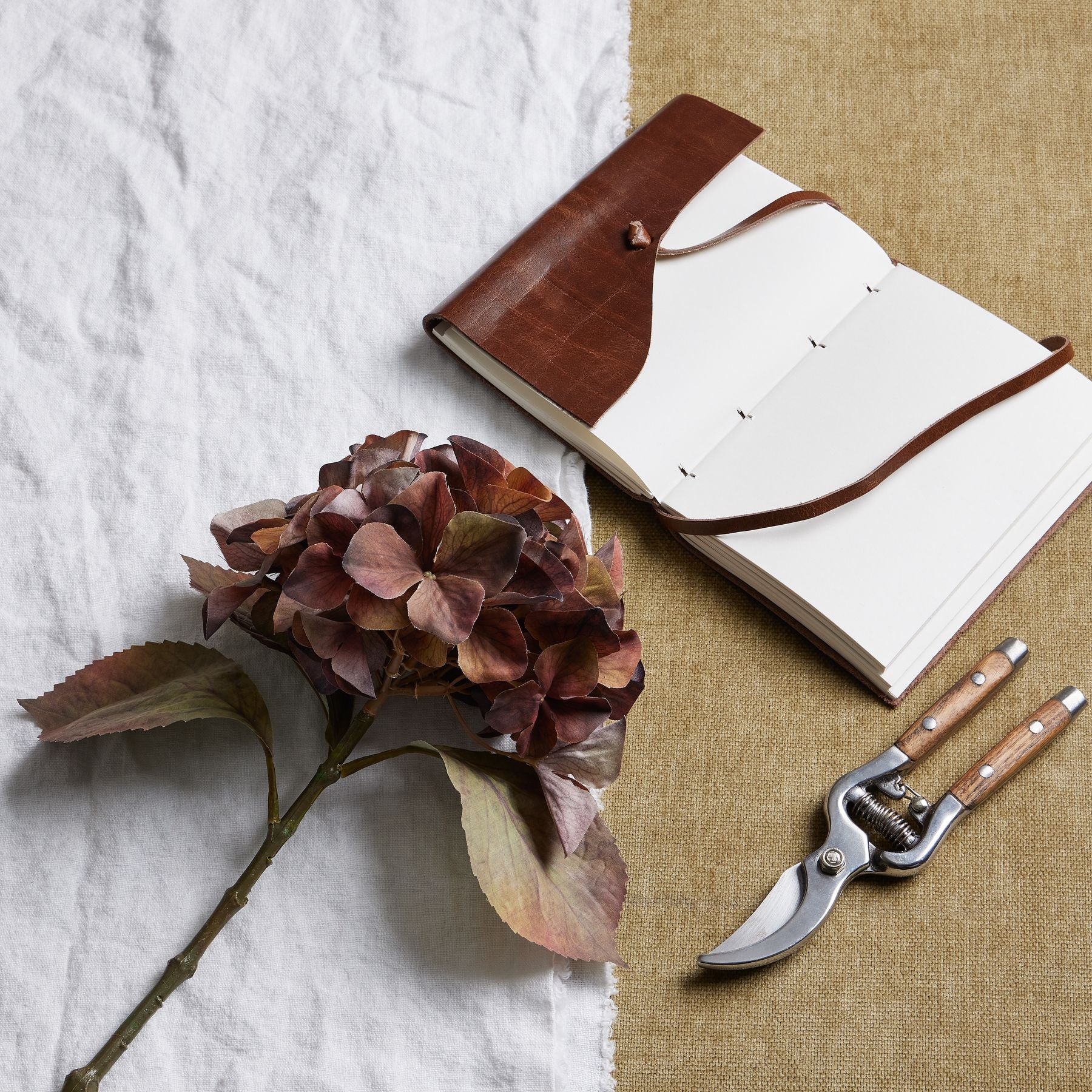 Brown & Rust Hydrangea Stem